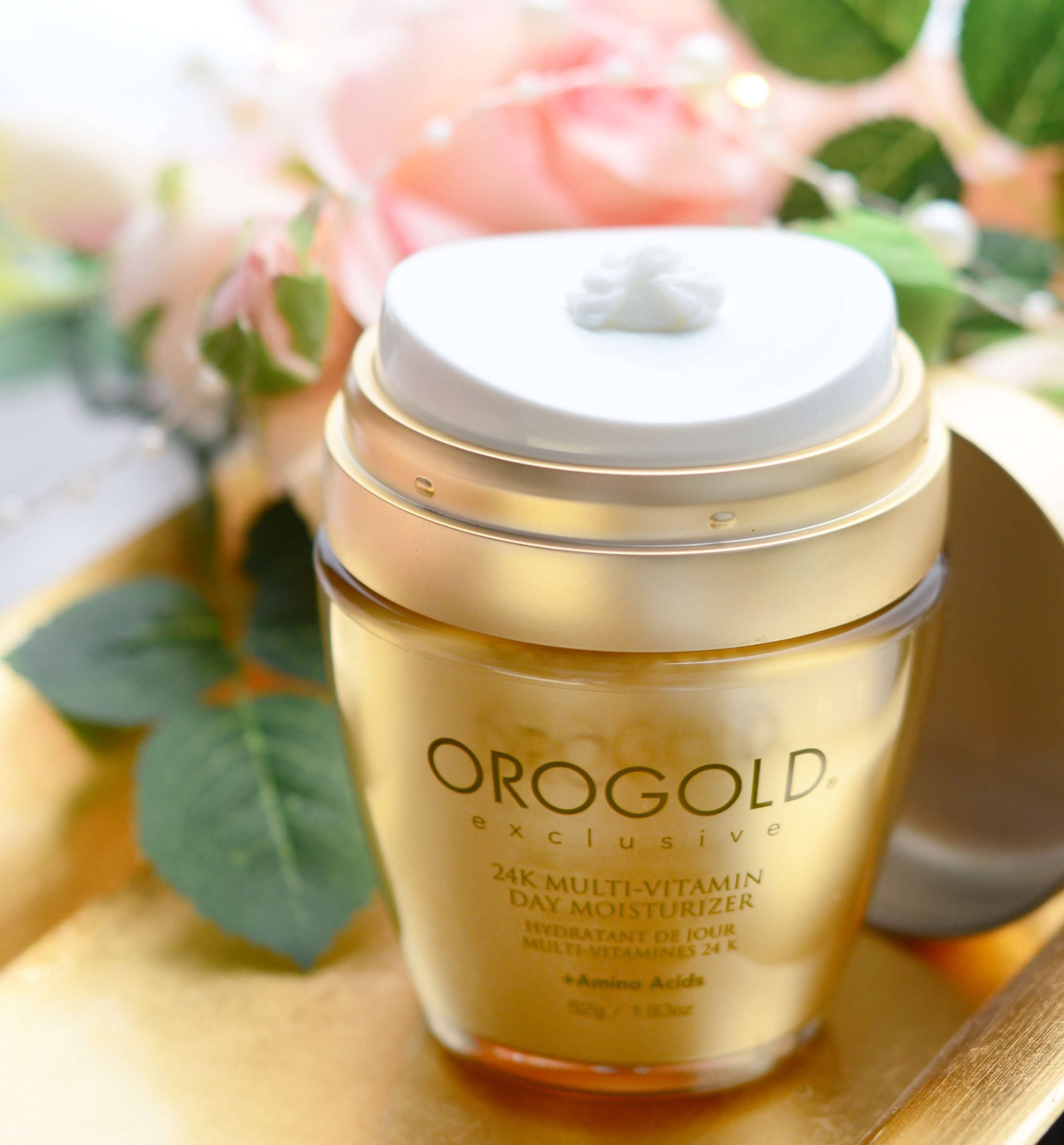 Day cream with cosmetic gold