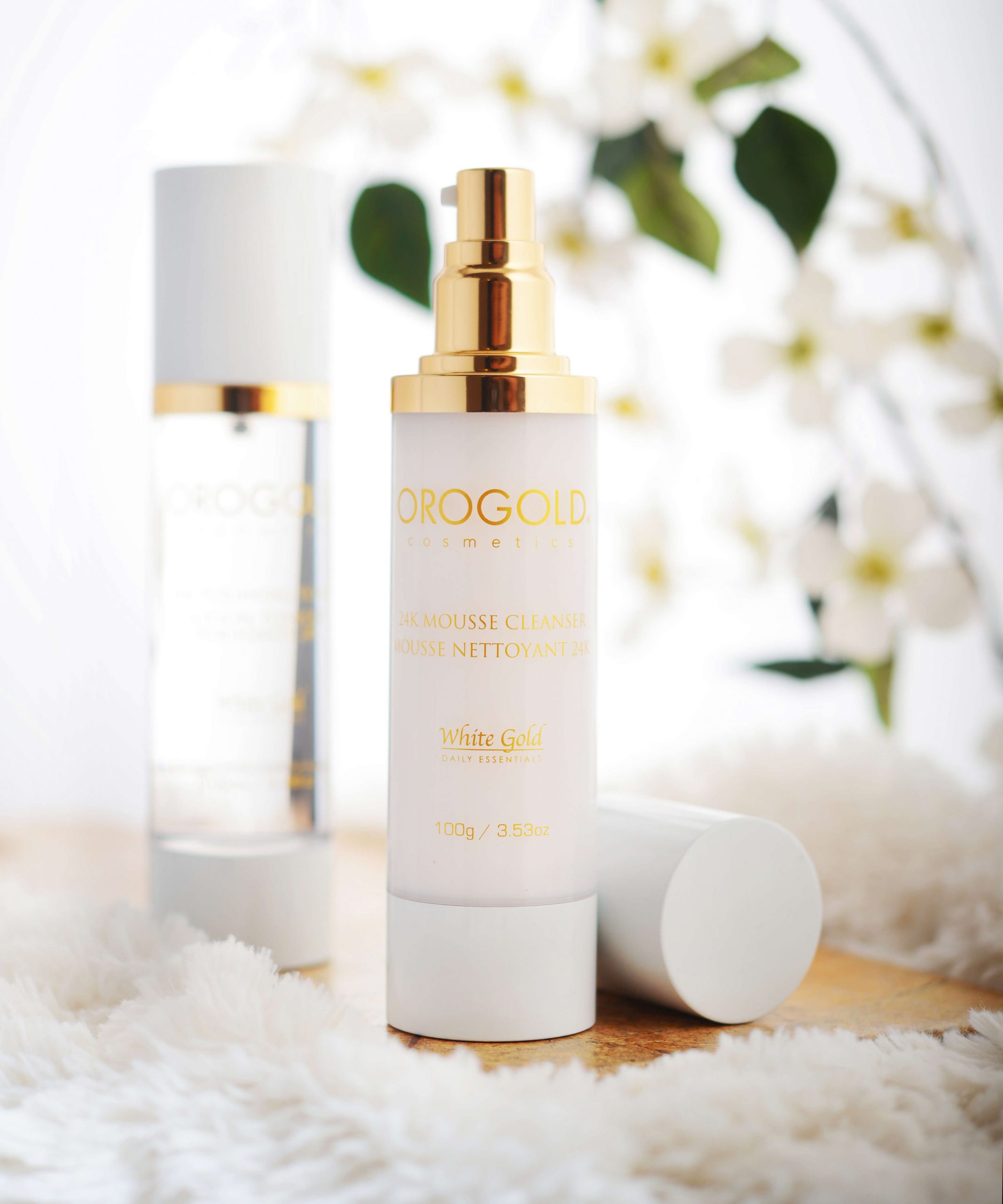 White-Gold-Mousse Cleanser