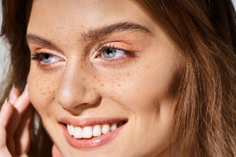 8 Key Skincare Trends That Will Be Huge This Fall OROGOLD Cosmetics